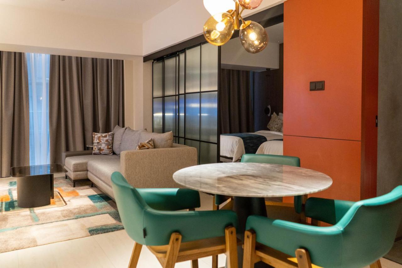 Herloom Hotel & Residence Bsd タンゲラン エクステリア 写真